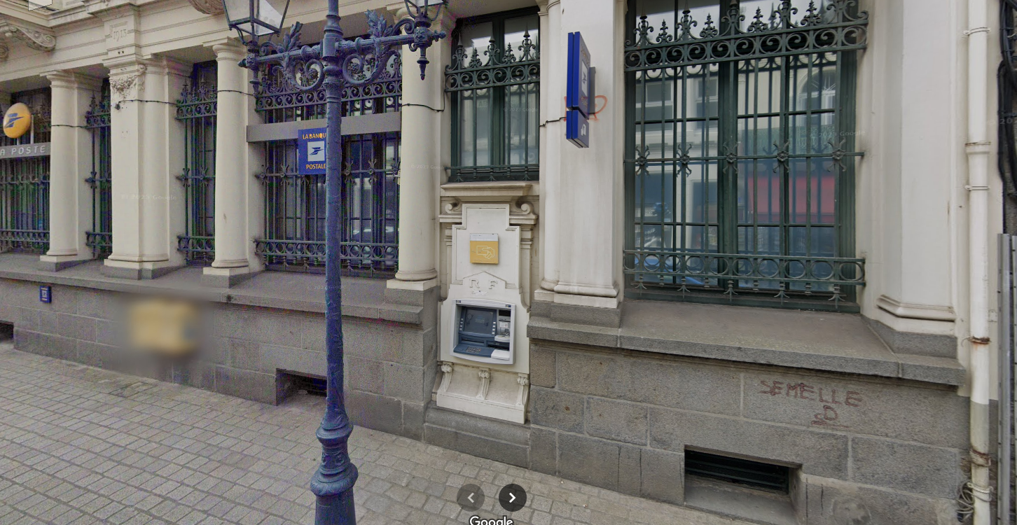 La Poste gauche DAB 10M
