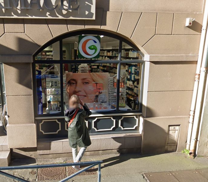 pharmacie droite 4,5m