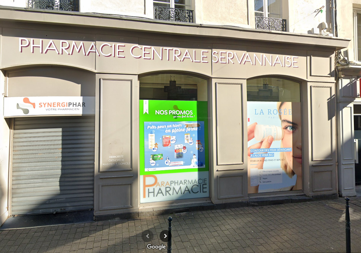Pharmacie centrale droite 7,5M
