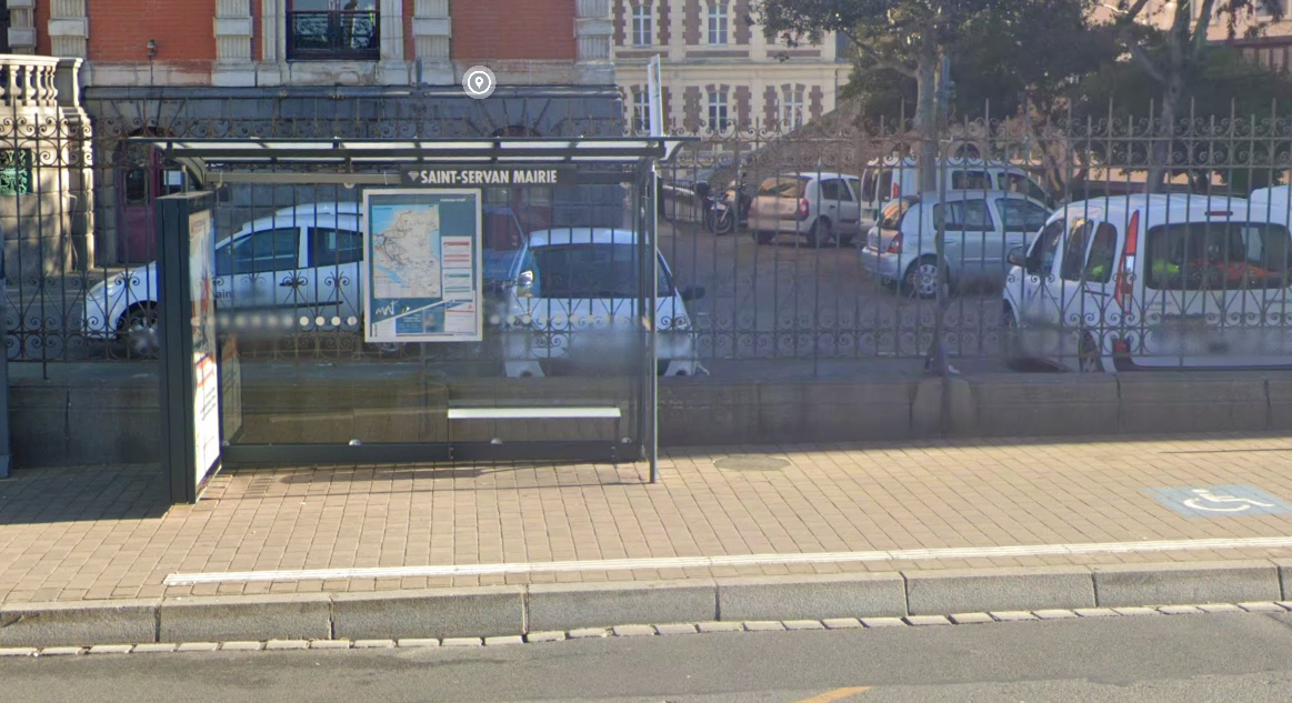 Bus 1 4m gauche